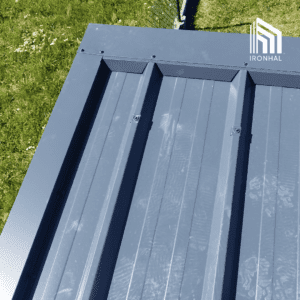 ironhal-Hale i garaże z płyt warstwowych