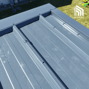 ironhal-Hale i garaże z płyt warstwowych