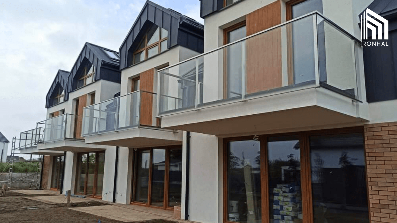 PRACE NIETYPOWE – BALUSTRADY – OGRODZENIA – BRAMY – SCHODY